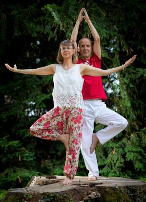 Centre yoga equilibre posture de l arbre 2